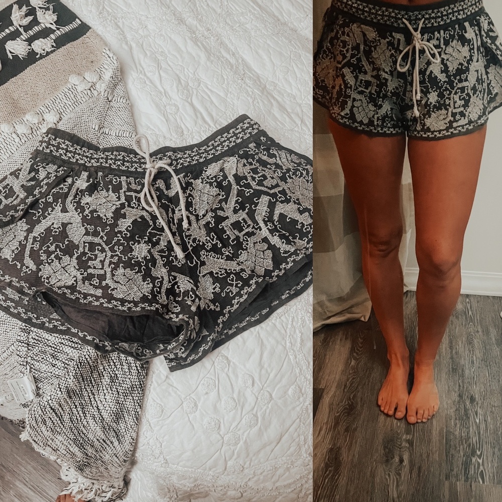 Grey Embroidered Urban Outfitters Shorts Size M